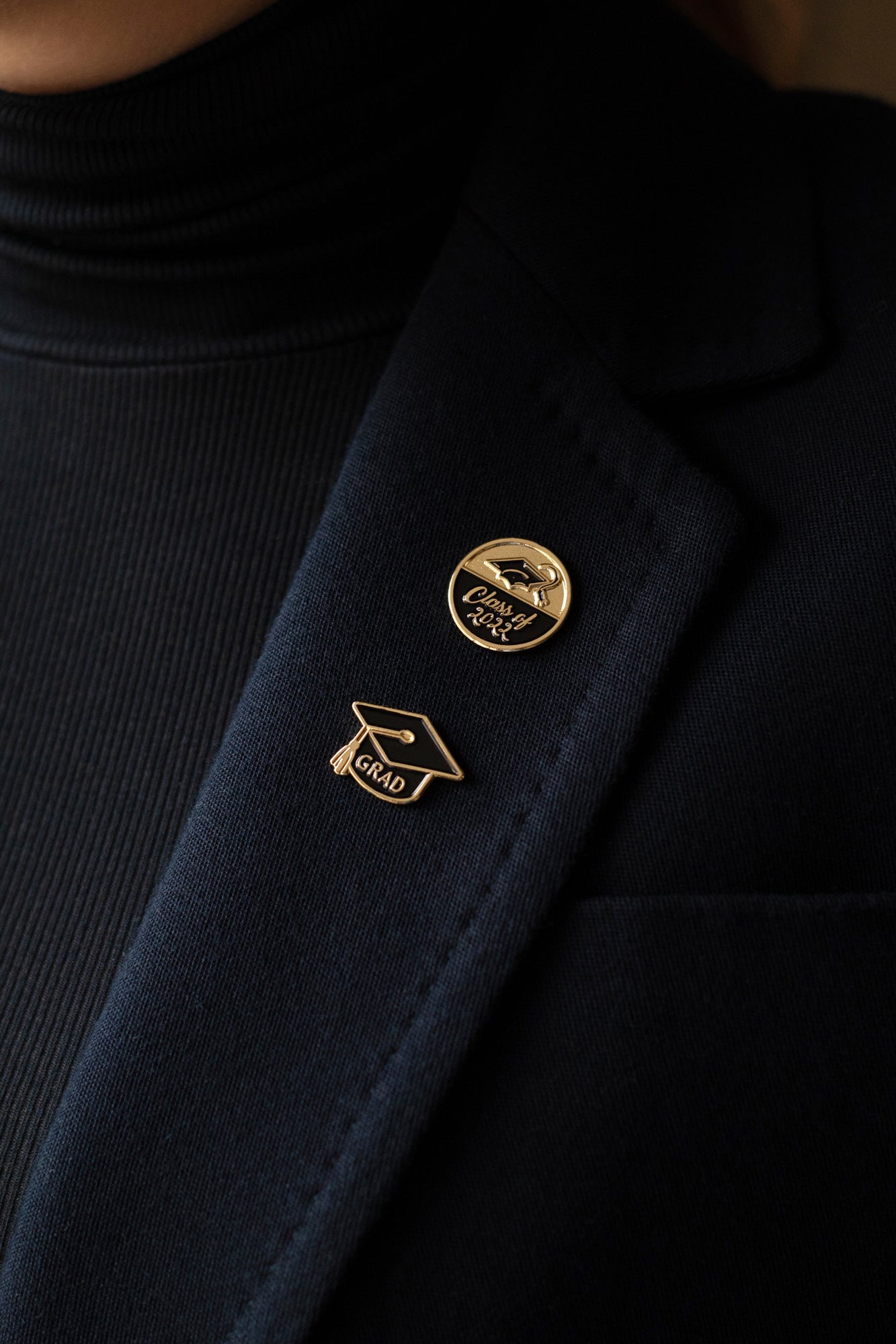 GRAD CAP PIN